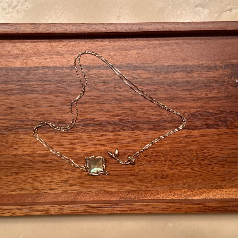 Kendra Scott Kacey Necklace